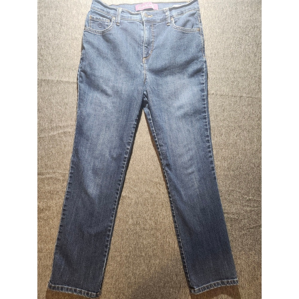 Gloria Vanderbilt Amanda Straight‎ Leg Jeans Women's Size 8 P Blue